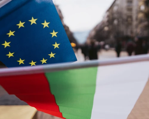 ЕС предупреди България за прекомерен дефицит месеци след влизането в еврозоната